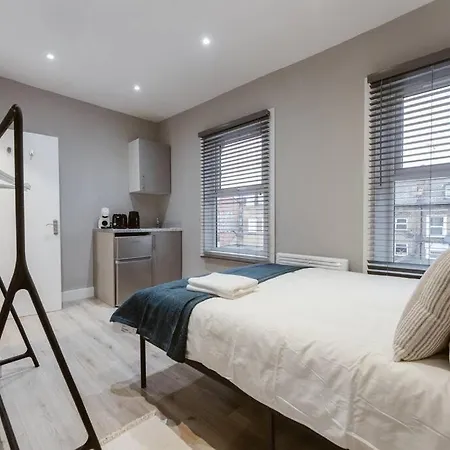 Charming Central London Kitchenette - Your Ideal Stay In The Heart Of The City